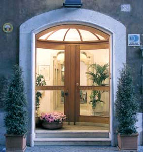 Hotel in ROM CESARI