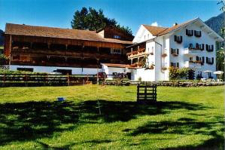 Hotel in PRAGG JENAZ SOMMERFELD